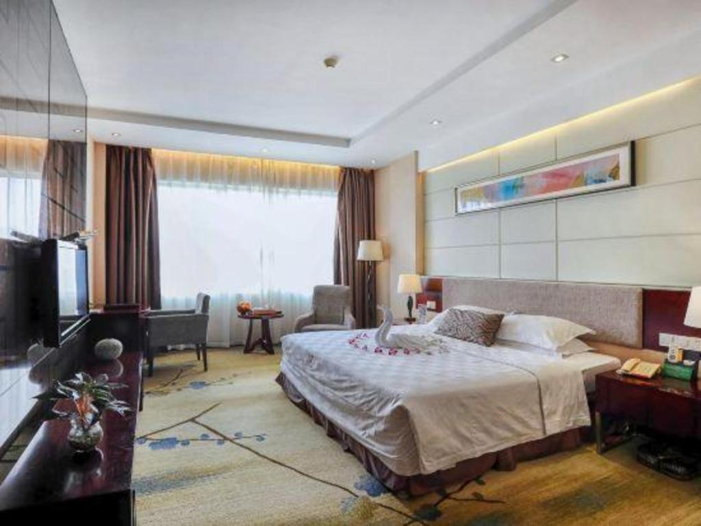 Fortune Hotel Longyan Exterior photo